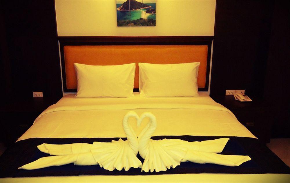 Aya Place Pattaya Buitenkant foto