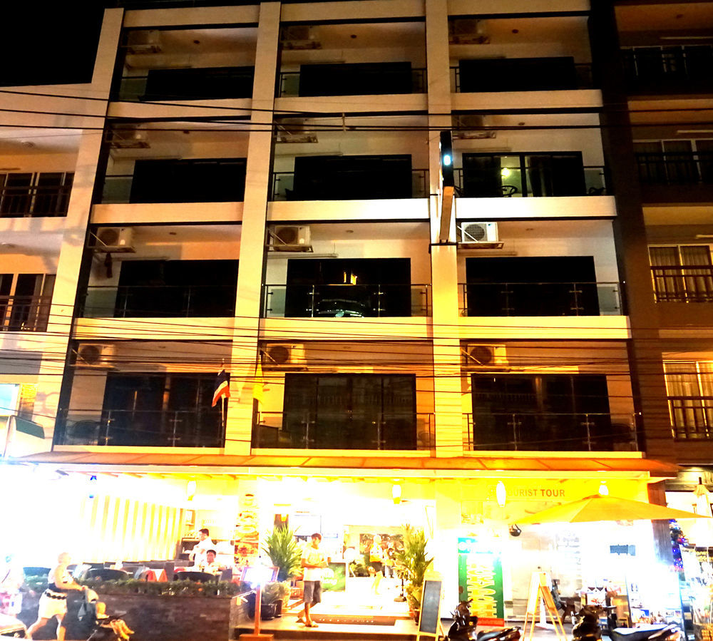 Aya Place Pattaya Buitenkant foto